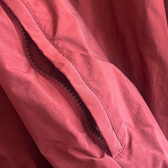 Vintage Izod Golf Mens XL X Large Maroon Windbreaker Pullover V-Neck Nylon - Picture 5 of 6